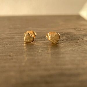 Catbird 14K Solid Gold Classic Heart Stud Earrings